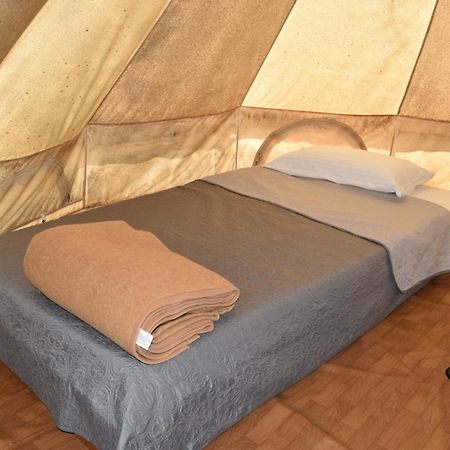 Camping Oliana Eksteriør billede