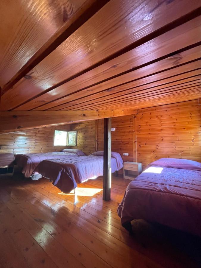 Camping Oliana Eksteriør billede